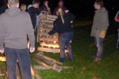 1 - Holzstapel aufbauen