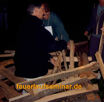 2-Holzstapel aufbauen